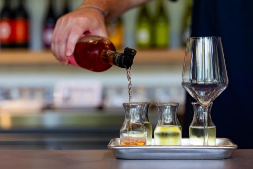 wine doghobble pouring