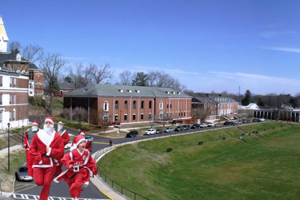 Start Your Day with Santa's Dahlonega Dash 5k!